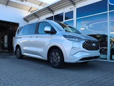 Neu Ford Tourneo Titanium 232 PS (170 kW) 2026 Moondust silver metallic Van / Kleinbus
