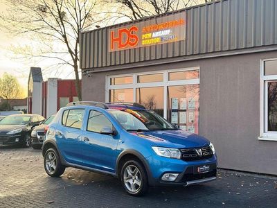 Blau Gebraucht 2016 Dacia Sandero Prestige Limousine | 7.300 € (Fairer Preis)