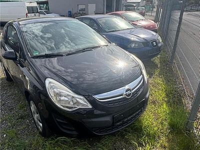 Usata Opel Corsa 70 CV (51 kW) 2011 Nero Utilitaria