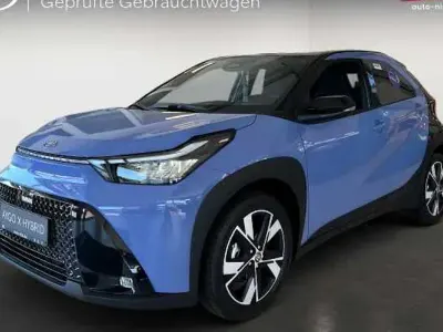 Neu Toyota Aygo X 116 PS (85 kW) 2026 Blau SUV
