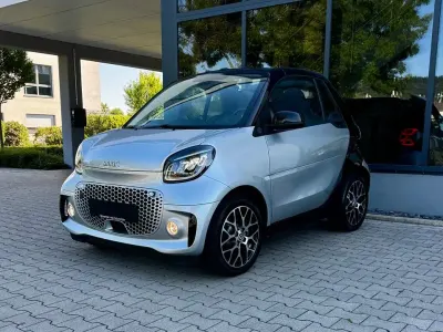 Gebraucht Smart ForTwo Electric Drive 60 kW (82 PS) 2022 Schwarz Cabrio