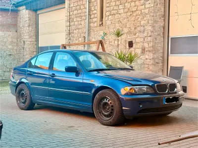 Gebraucht BMW 316 115 PS (84 kW) 2004 Blau Limousine