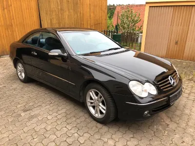 Gebraucht Mercedes CLK200 163 PS (119 kW) 2002 Schwarz Coupé