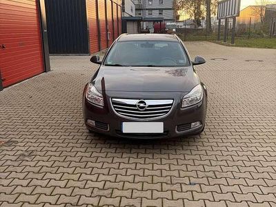 Gebraucht Opel Insignia Edition 140 PS (102 kW) 2012 Kombi