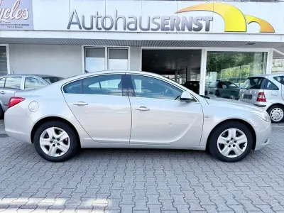 Gebraucht Opel Insignia 220 PS (161 kW) 2009 Grau Limousine