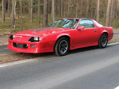 Gebraucht Chevrolet Camaro 200 PS (147 kW) 1986 Rot Coupé