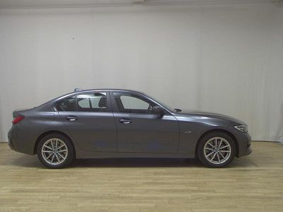 BMW 320e
