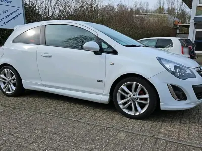 Gebraucht Opel Corsa OPC 131 PS (96 kW) 2011 Weiß Kleinwagen