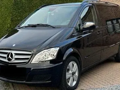 Używany Mercedes Viano 224 KM (164 kW) 2012 Czarny Minivan
