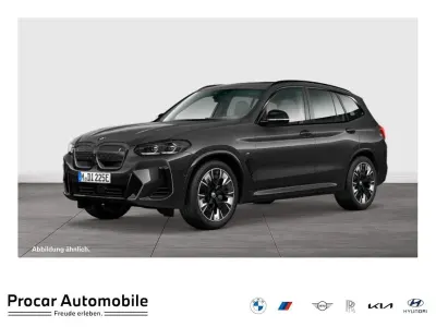 Gebraucht BMW iX3 M Sport 210 kW (286 PS) 2024 Grau SUV