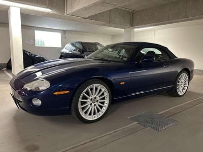 Gebraucht Jaguar XK8 298 PS (219 kW) 2004 Pacific blue metallic Cabrio