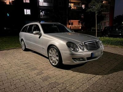 Mercedes E280