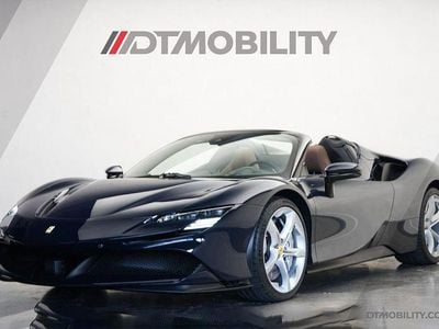 Gebraucht Ferrari SF90 999 PS (734 kW) 2024 Blau Cabrio