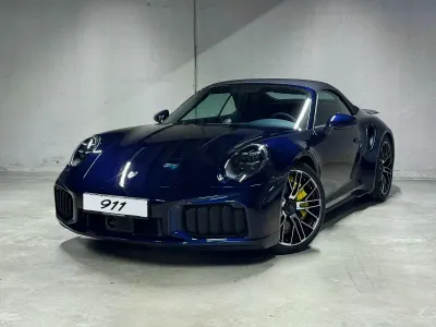 Neu Porsche 992 711 PS (522 kW) 2026 Tiefschwarzmetallic Cabrio