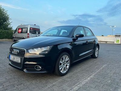 gebraucht Audi A1 Sportback 1.6 TDI 66kW Attraction Attraction