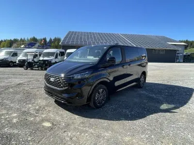 Neu Ford Tourneo Custom Titanium 170 PS (125 kW) 2025 Schwarz, obsidianschwarz metallic (pn4gm0) Van