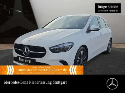 Gebraucht Mercedes B200 Advanced 150 PS (110 kW) 2025 Weiß Van / Kleinbus