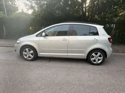 Gebraucht VW Golf Plus Cross Team 105 PS (77 kW) 2011 Grau Kleinwagen