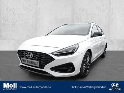 Weiss Gebraucht 2024 Hyundai i30 Advantage Kombi | 25.975 € (Fairer Preis)