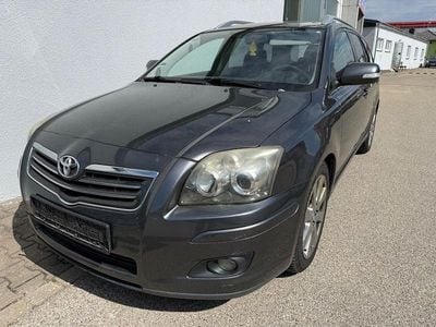 Gebraucht Toyota Avensis Team 177 PS (130 kW) 2009 Grau Kombi