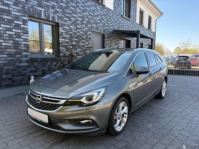 Usata Opel Astra Dynamic 125 CV (91 kW) 2017 You drive me crazy Station wagon