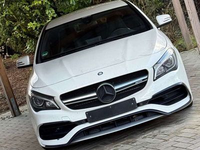 Mercedes CLA45 AMG