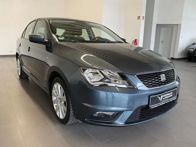 Gebraucht Seat Toledo 4You 105 PS (77 kW) 2015 Grau Limousine
