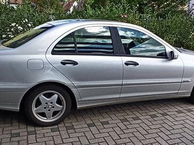 Mercedes C180