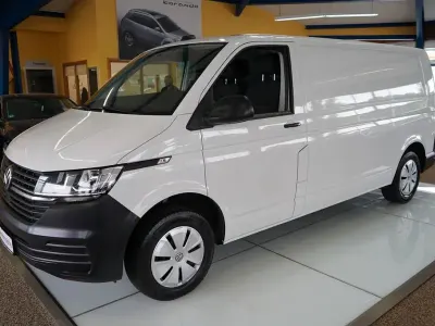 Gebraucht VW T6.1 110 PS (80 kW) 2023 Weiß Van