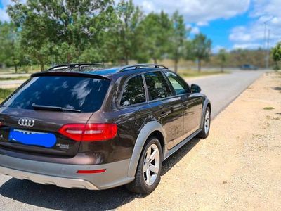 Braun Gebraucht 2015 Audi A4 Allroad Kombi | 17.700 € (Teuer)