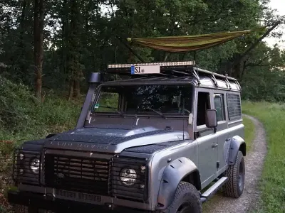 Gebraucht Land Rover Defender 122 PS (89 kW) 2012 Grau SUV