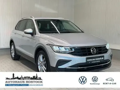 Gebraucht VW Tiguan United 150 PS (110 kW) 2021 Silber SUV