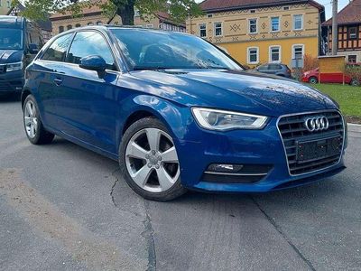 Gebraucht Audi A3 Ambition 150 PS (110 kW) 2014 Blau Limousine
