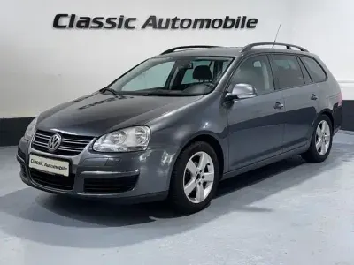 Gebraucht VW Golf VI Trendline 102 PS (75 kW) 2009 Platinum grey Kleinwagen