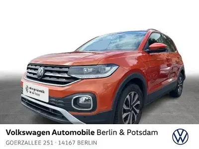 Gebraucht VW T-Cross Active 110 PS (80 kW) 2023 Energetic orange metallic SUV