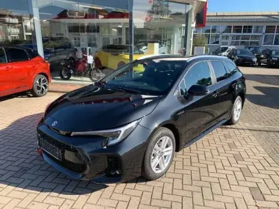 Neu Suzuki Swace Comfort+ 140 PS (102 kW) 2025 Schwarz Kombi