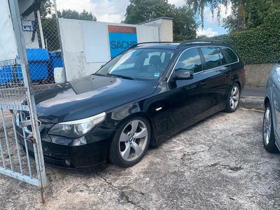 BMW 525