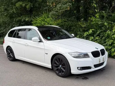 Gebraucht BMW 320 Lifestyle 184 PS (135 kW) 2010 Weiß Kombi
