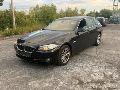 Gebraucht BMW 520 183 PS (134 kW) 2011 Schwarz Kombi