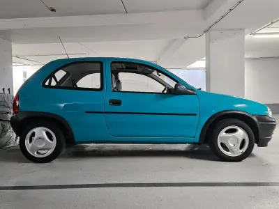 Gebraucht Opel Corsa 45 PS (33 kW) 1994 Blau Kleinwagen