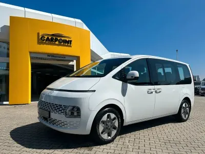 Nouă Hyundai Staria Trend 224 CP (164 kW) 2025 Alb Monovolum