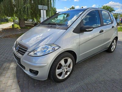 Mercedes A200