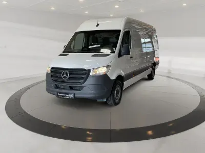 Gebraucht Mercedes Sprinter 170 PS (125 kW) 2025 Arktikweiss Van