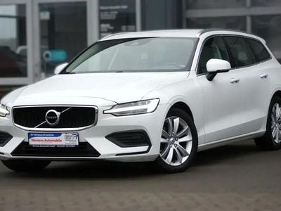 Brugt Volvo V60 Momentum 150 HK (110 kW) 2020 Hvid Stationcar