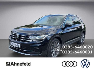 Deep black Gebraucht 2023 VW Tiguan Elegance SUV | 42.990 € (Teuer)