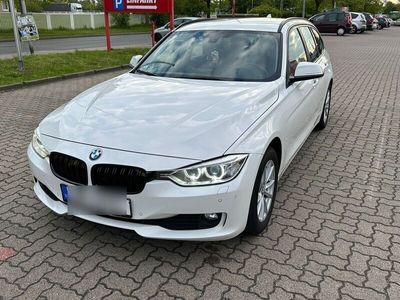 gebraucht BMW 320 d Automatik Xenon/Navi/Tüv 10.25