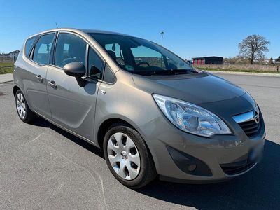 Usata Opel Meriva 101 CV (74 kW) 2011 Marrone Monovolume