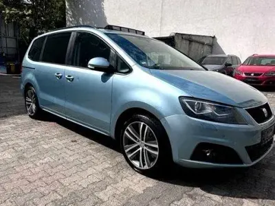 Używany Seat Alhambra 170 KM (125 kW) 2011 Niebieski Minivan