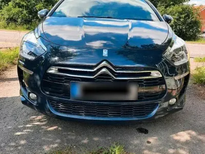 Gebraucht Citroën DS5 So Chic 112 PS (82 kW) 2012 Grau Kleinwagen
