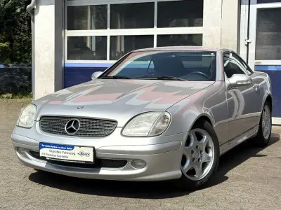 Gebraucht Mercedes SLK200 Edition 163 PS (119 kW) 2002 Silber Cabrio